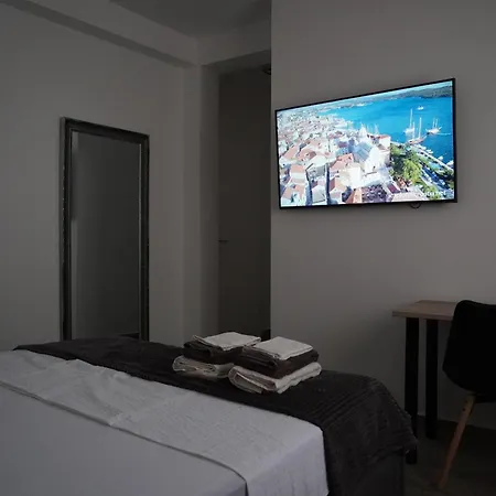 Πανσιόν And With Wifi - 24424 3*